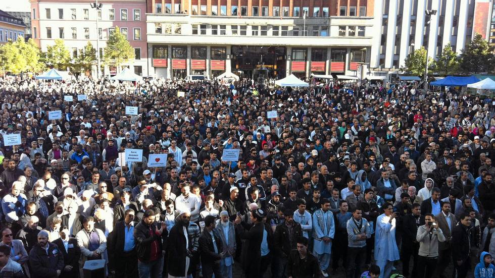 Demonstrasjon på Youngstorget i 2012 mot filmen Innocence of Muslims, 5 -6 000 demonstranter. Hvor mange klarer de å mønstre om fem år, ti år?