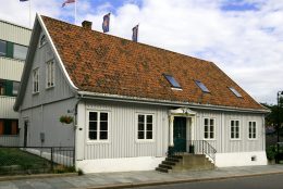 Føler seg ikke lenger trygg i fribyen Drøbak – kommunalt ansatte forsøkte å dysse ned saken