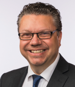 Ulf Leirstein melder seg ut av FrP