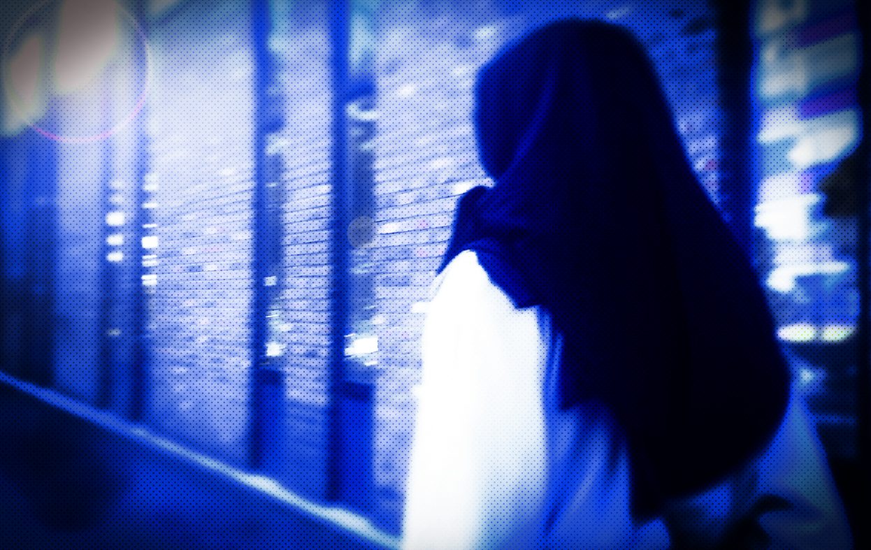 Rektor suspendert, nekter å godta tildekkingsforbud