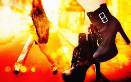 Flykter fra karantene – drar til det åpne Sverige