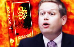 En brikke i storpolitisk spill: Brenner to koraner i dag
