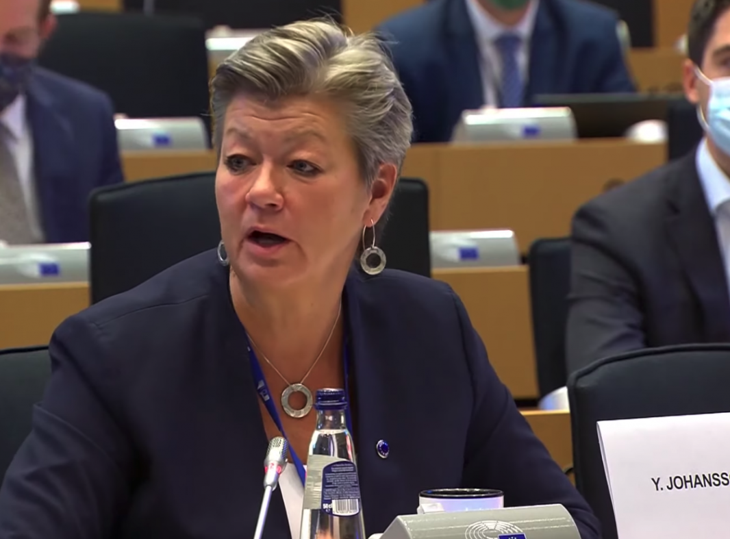 EU-kommissær: Europa skal ikke ha mindre innvandring – vi trenger dem