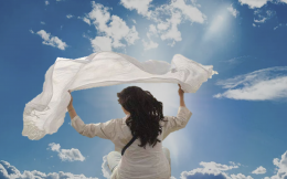 Hijabdagen må brukes til å hylle kvinnene som kaster den