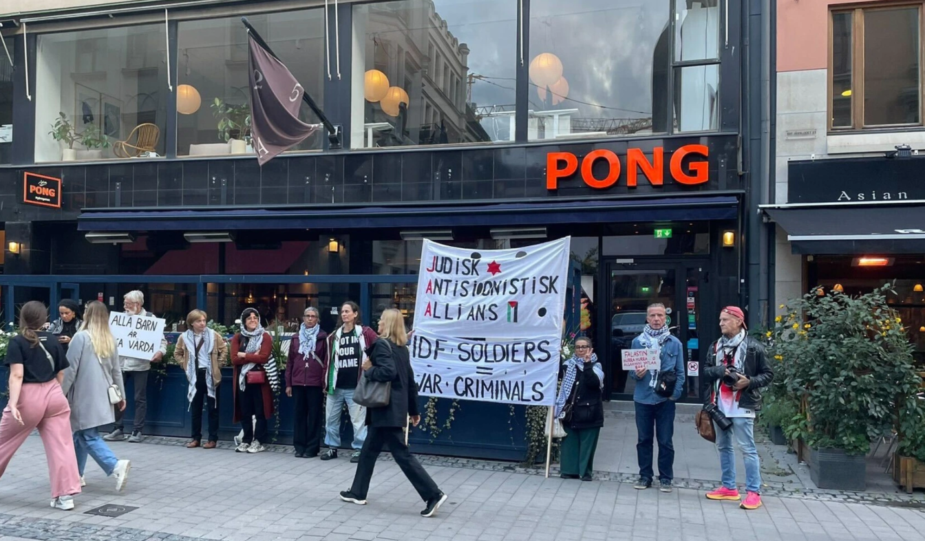 Pro-palestinere tråkker over en grotesk grense