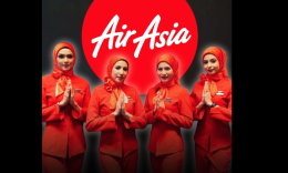 Tillater hijab til kabinuniformen